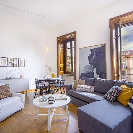 Gocce Villas - Casa Frangio Modern Apartment Historical Centre نابولي المظهر الخارجي الصورة